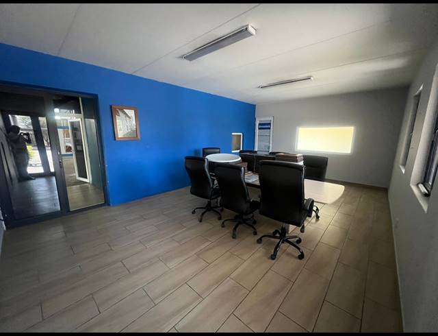 2,500M² WAREHOUSE TO LET IN SAMRAND BUSINESS PARK
